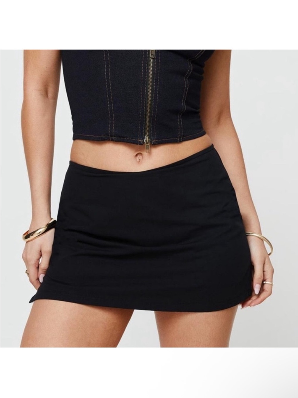 Princess Polly Petite Size Black Short Mini Skirt - Women's Classic Casual Skirt